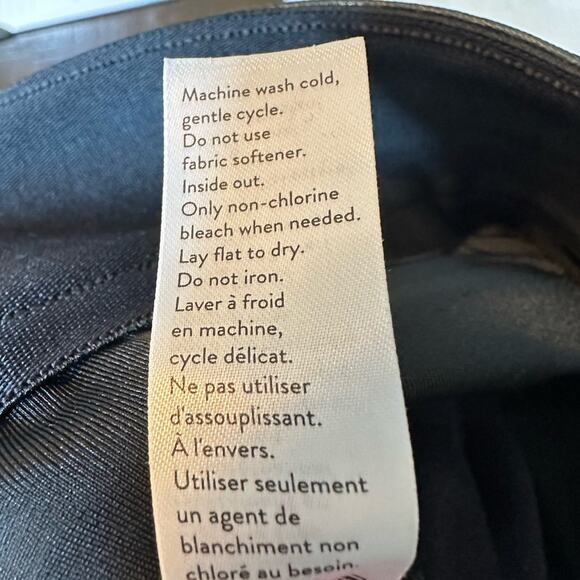 Spanx Leather Like Ankle Skinny Pants Black Stretch with tummy control Size 1X - Picture 8 of 9